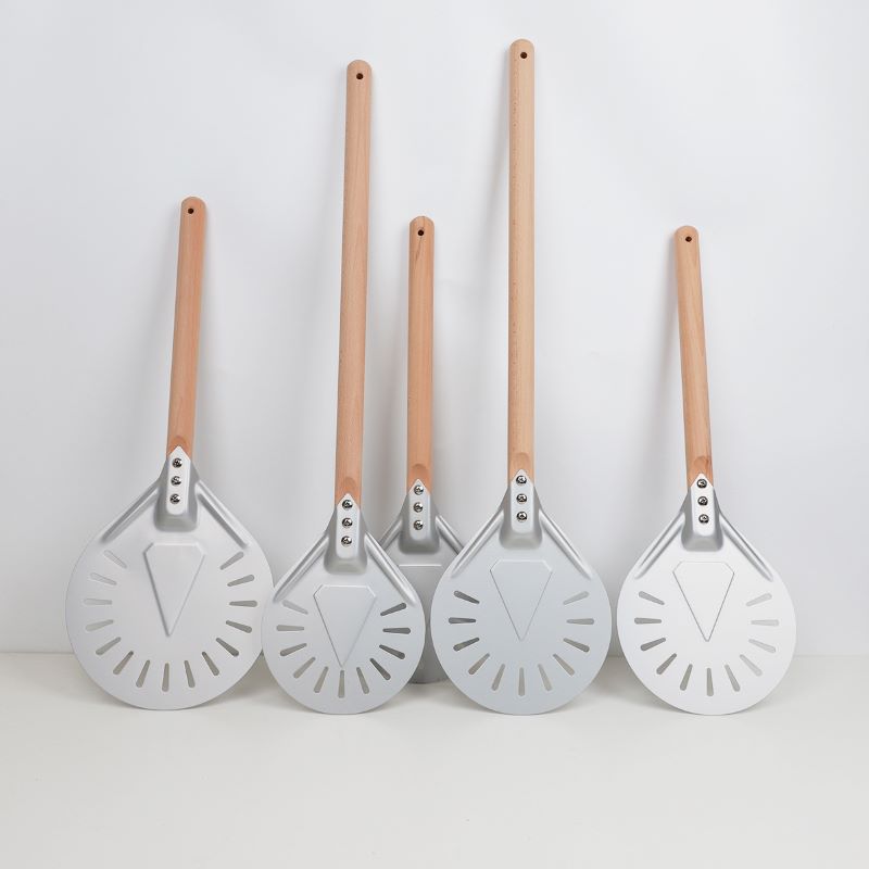 Beech wood handle pizza turners.jpg